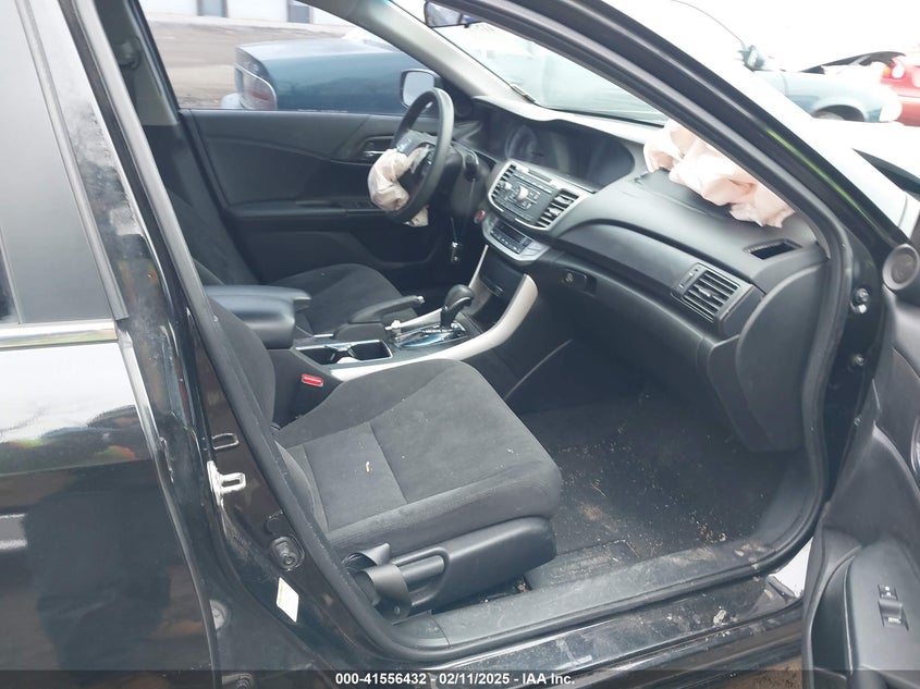2015 HONDA ACCORD VIN: 1HGCR2F79FA264096