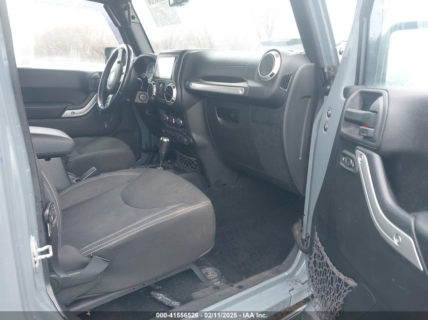 2015 JEEP WRANGLER UNLIMITED SAHARA - 1C4BJWEG0FL726706