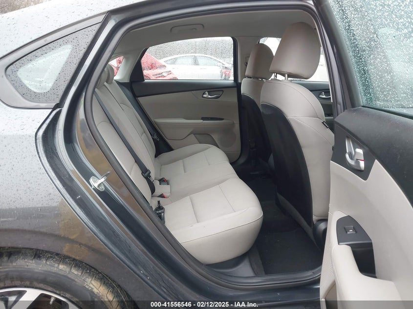 2019 KIA FORTE VIN: 3KPF24AD8KE066240