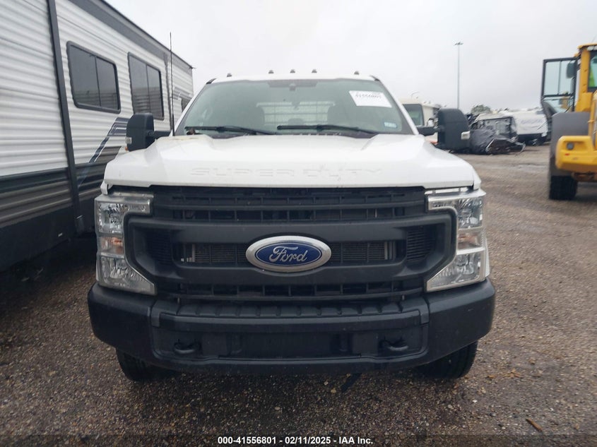 2022 Ford F-350 Chassis Xl VIN: 1FD8W3HTXNEG27294 Lot: 41556801