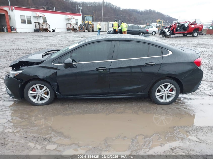 2018 CHEVROLET CRUZE LT AUTO - 1G1BE5SMXJ7247180