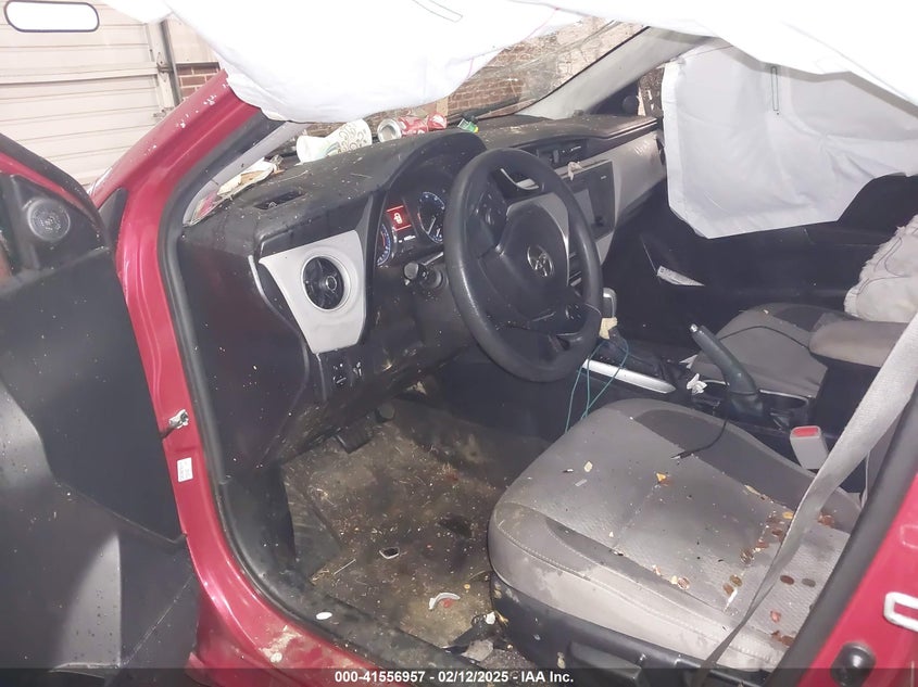 2017 TOYOTA COROLLA LE - 2T1BURHEXHC830696