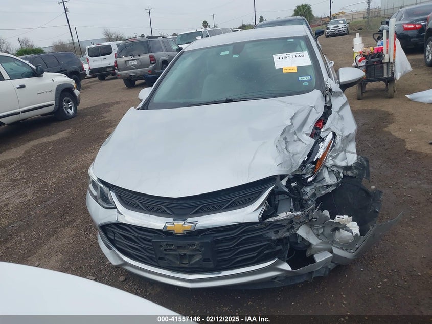 2019 CHEVROLET CRUZE VIN: 1G1BC5SM4K7148054