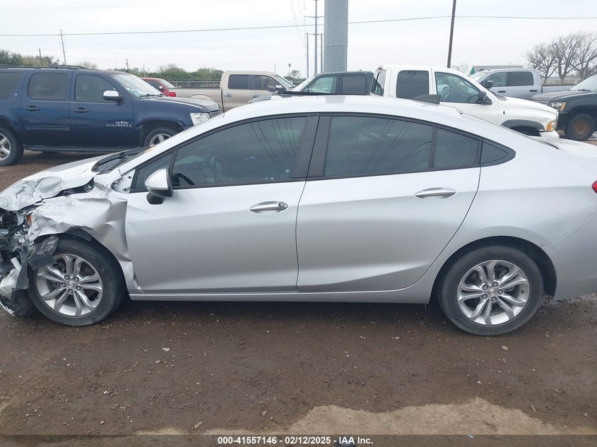 2019 CHEVROLET CRUZE VIN: 1G1BC5SM4K7148054