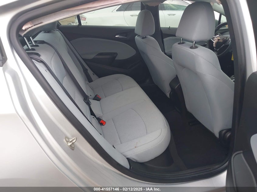 2019 CHEVROLET CRUZE VIN: 1G1BC5SM4K7148054