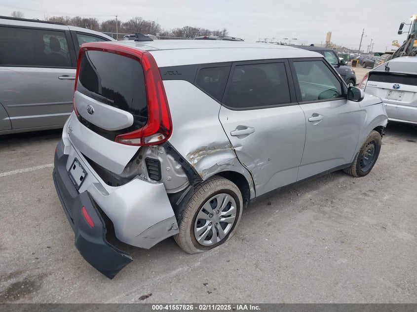 2020 KIA SOUL VIN: KNDJ23AU2L7010963