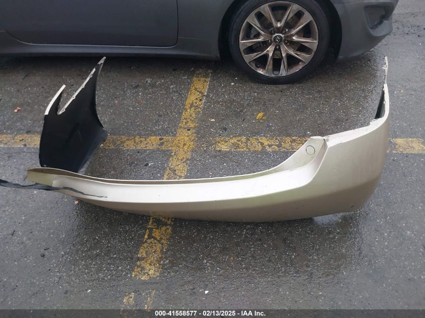 2010 Toyota Camry Xle VIN: 4T1BF3EK5AU546642 Lot: 41558577