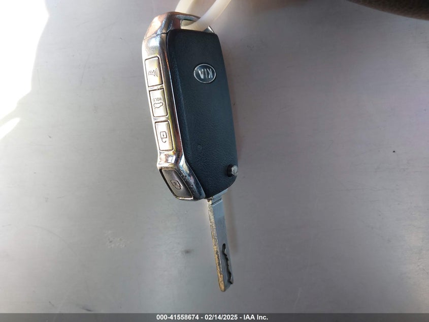 2019 KIA FORTE VIN: 3KPF24ADXKE053523