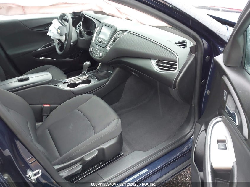 2018 CHEVROLET MALIBU VIN: 1G1ZD5ST9JF252238