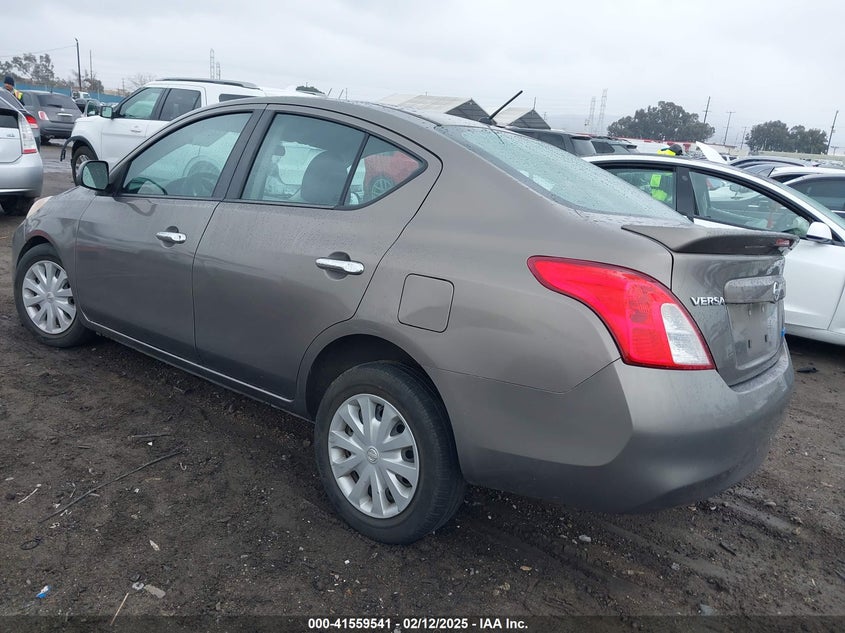 2013 NISSAN VERSA VIN: 3N1CN7AP2DL843924