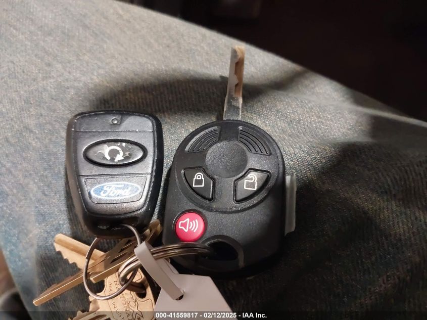 2017 Ford Escape Se VIN: 1FMCU9GD5HUA14541 Lot: 41559817