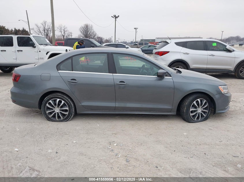 2017 VOLKSWAGEN JETTA VIN: 3VW2B7AJ7HM360522