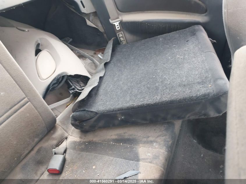 2002 Ford Escort Zx2 Deluxe/Zx2 Premium/Zx2 Standard VIN: 3FAFP11322R177176 Lot: 41560291