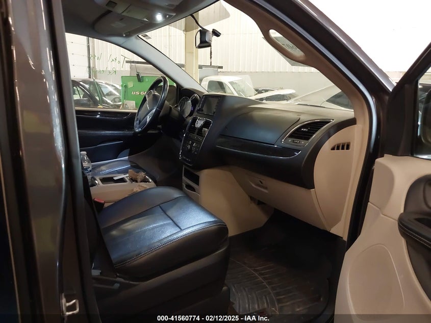 2016 CHRYSLER TOWN & COUNTRY TOURING - 2C4RC1BG0GR296393