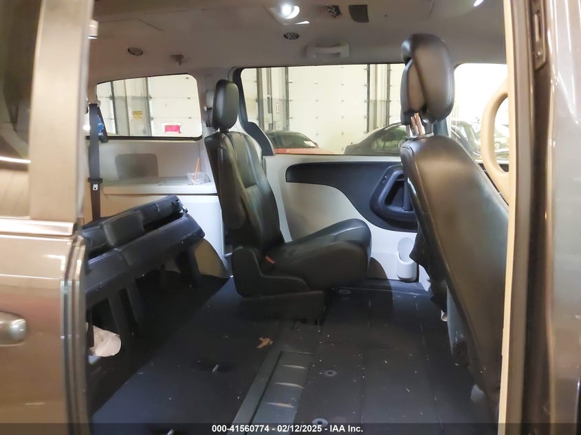 2016 CHRYSLER TOWN & COUNTRY TOURING - 2C4RC1BG0GR296393