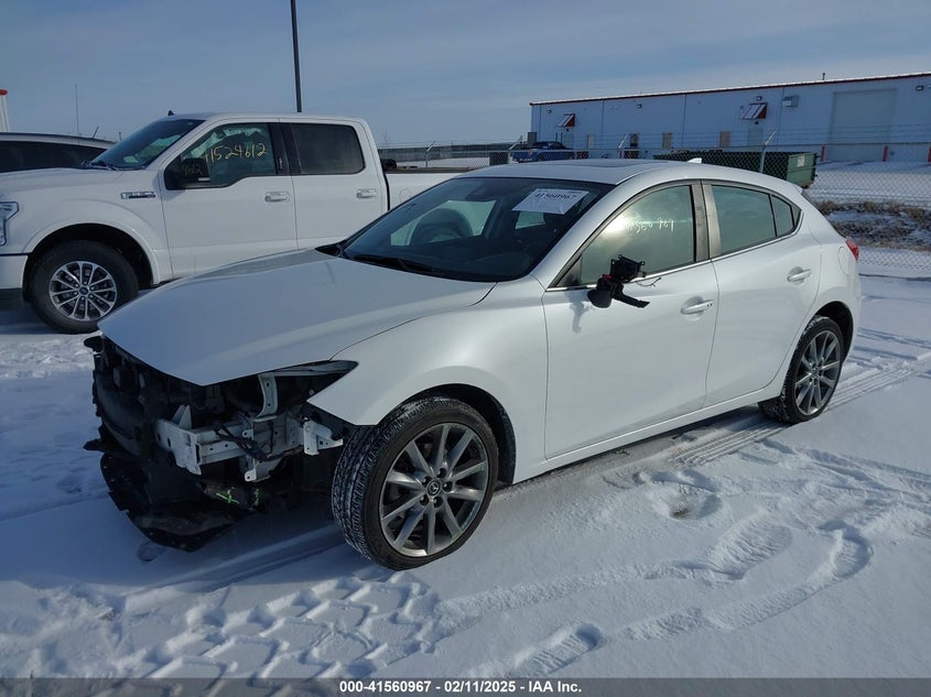 2018 MAZDA MAZDA3 TOURING - 3MZBN1L32JM184004