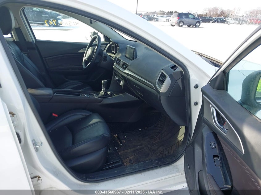 2018 MAZDA MAZDA3 TOURING - 3MZBN1L32JM184004