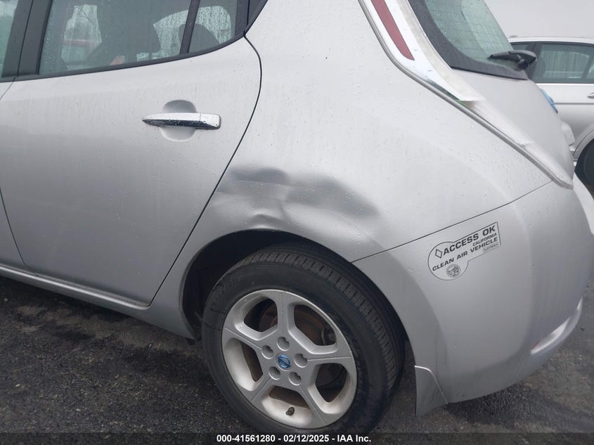 2013 NISSAN LEAF VIN: 1N4AZ0CP0DC422086