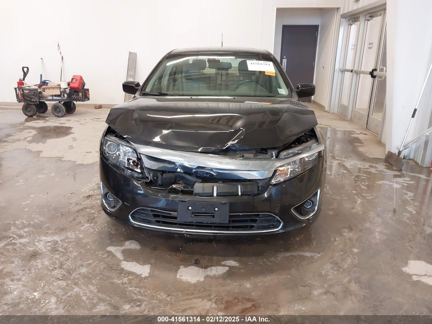 2011 FORD FUSION VIN: 3FAHP0JA2BR111969