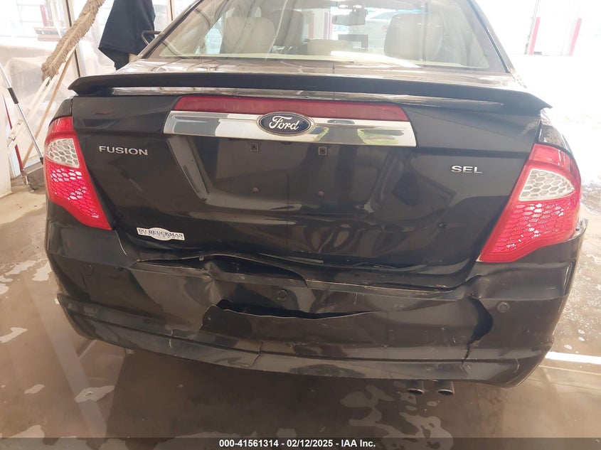 2011 FORD FUSION VIN: 3FAHP0JA2BR111969