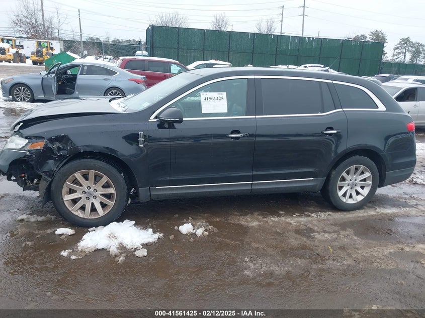 2016 LINCOLN MKT LIVERY - 2LMHJ5NK8GBL00885