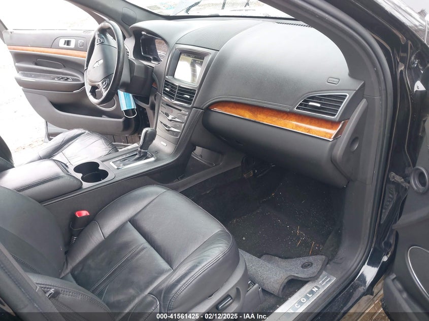2016 LINCOLN MKT LIVERY - 2LMHJ5NK8GBL00885
