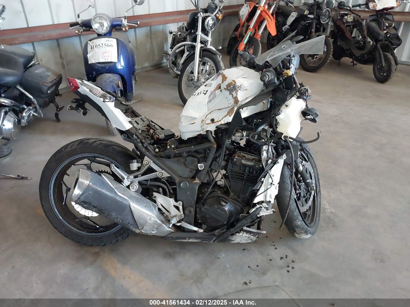 2017 Kawasaki Ex300 A VIN: JKAEX8A11HDA32836 Lot: 41561434