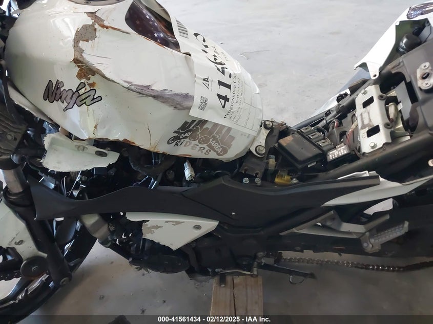 2017 Kawasaki Ex300 A VIN: JKAEX8A11HDA32836 Lot: 41561434