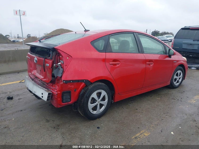 2013 TOYOTA PRIUS VIN: JTDKN3DU2D1628554