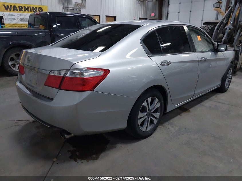 2015 HONDA ACCORD VIN: 1HGCR2F36FA128652