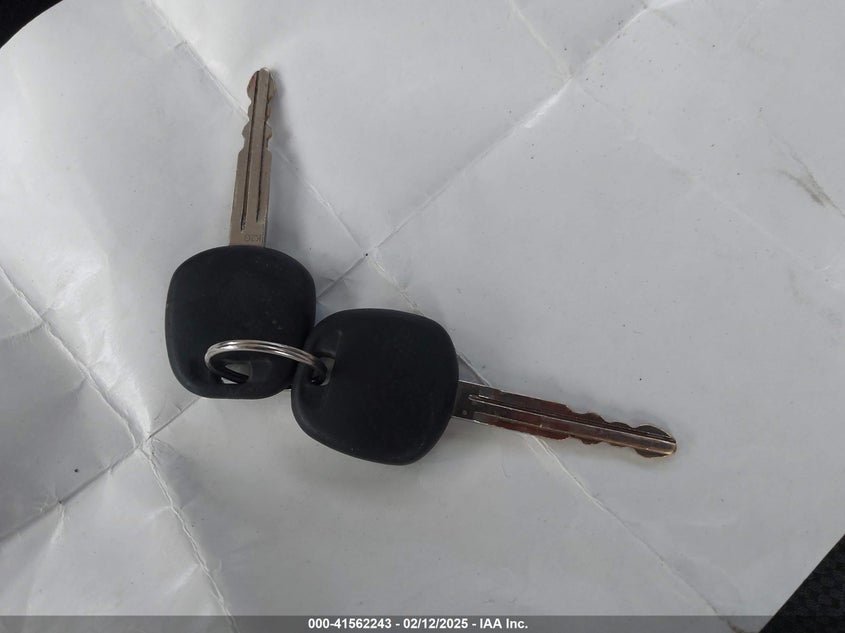 2010 TOYOTA YARIS VIN: JTDKT4K34A5291847