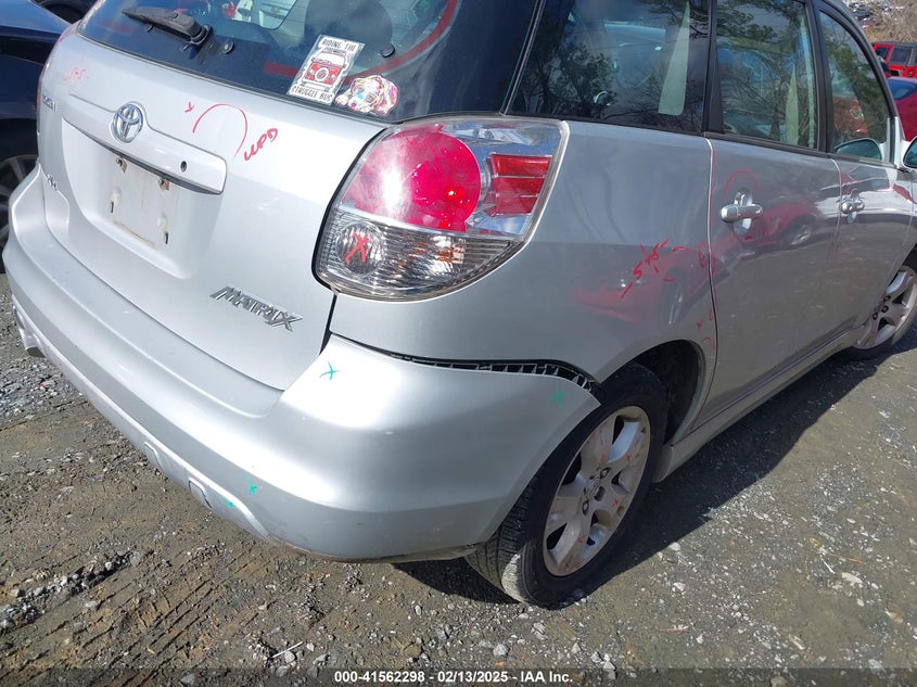 2007 TOYOTA MATRIX VIN: 2T1KR32E37C680405