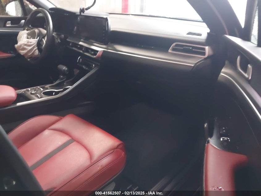 2024 KIA K5 VIN: 5XXG64J25RG247952