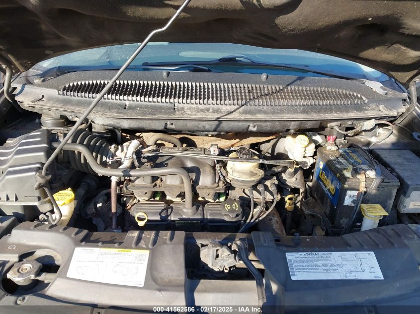 2005 Chrysler Town & Country Lx VIN: 2C4GP44R55R405598 Lot: 41562586