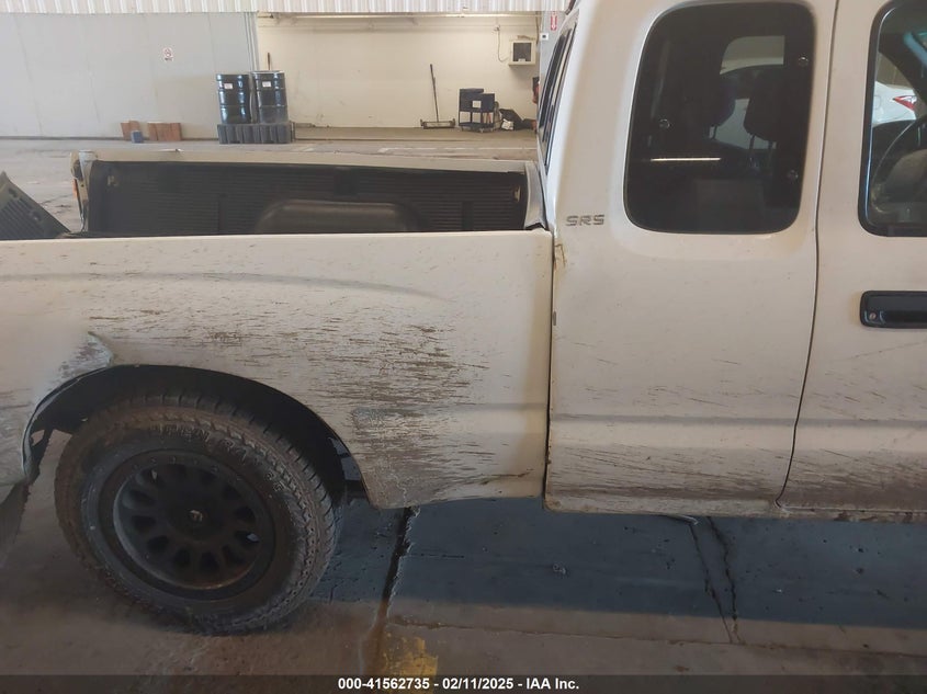 1999 Toyota Tacoma VIN: 4TAVL52NXXZ400622 Lot: 41562735