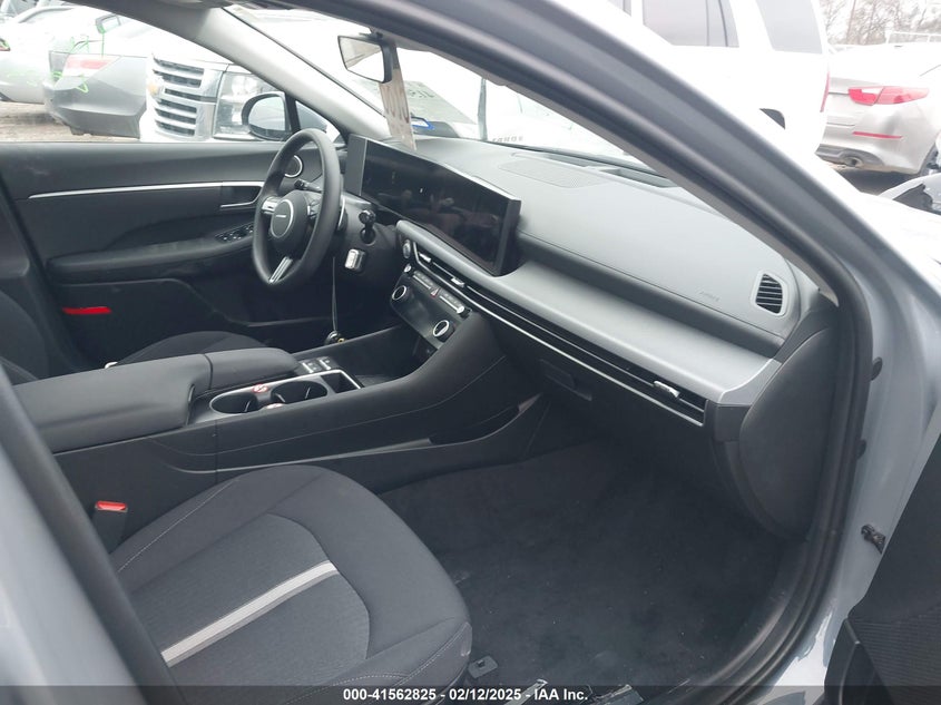 2025 HYUNDAI SONATA VIN: KMHL64JA4SA448793