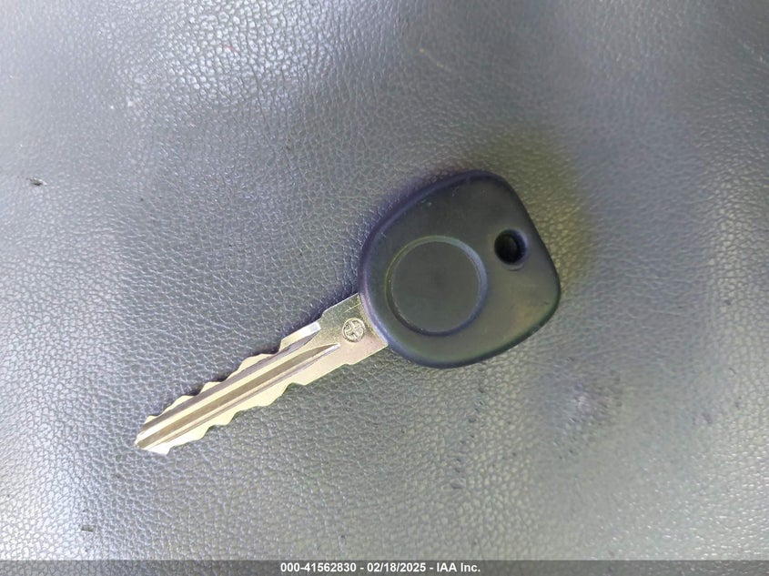 2008 CHEVROLET HHR VIN: 3GNDA53PX8S652706