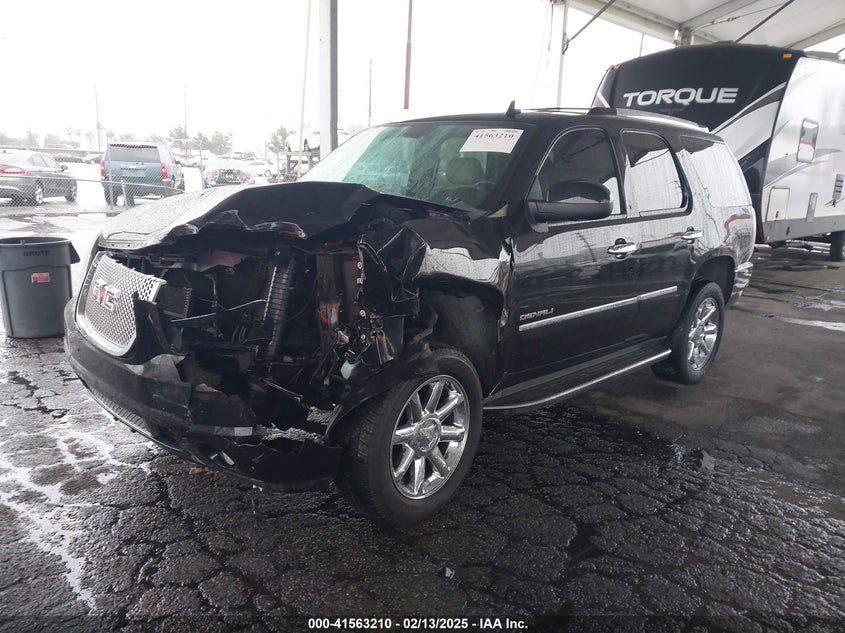 2013 GMC YUKON DENALI - 1GKS2EEF4DR186998