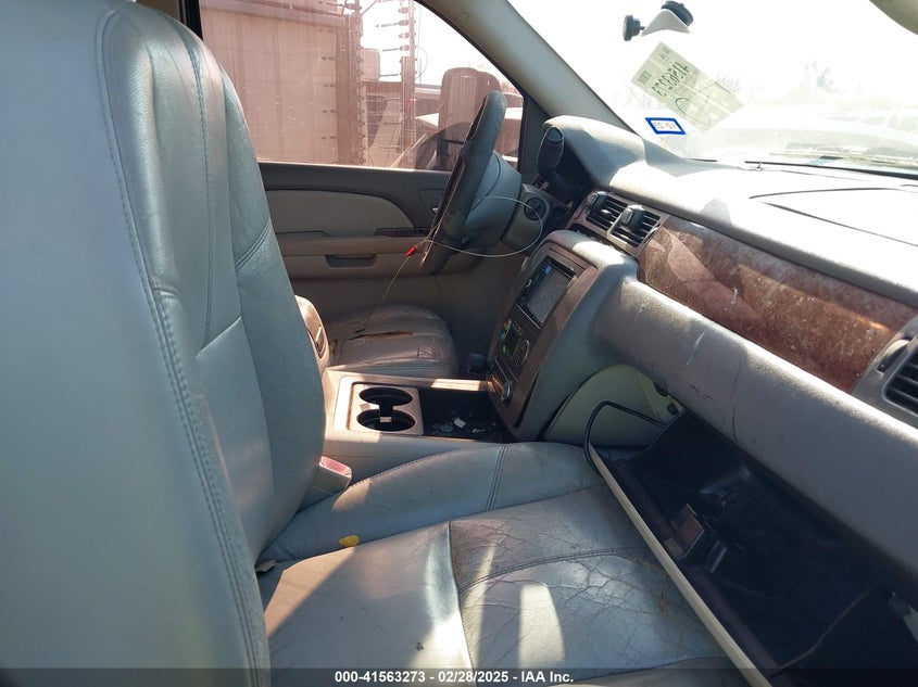 2008 GMC YUKON XL 1500 VIN: 1GKFC16J68R122445