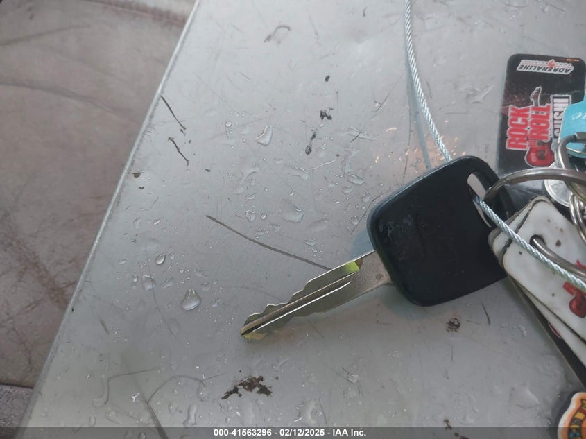 2002 Ford Expedition Xlt VIN: 1FMRU15W12LA04781 Lot: 41563296