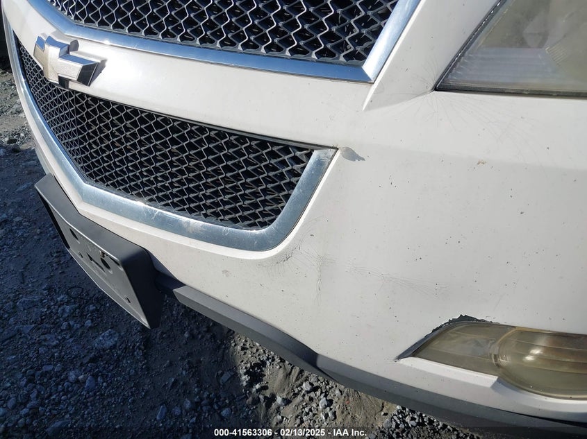 2011 CHEVROLET TRAVERSE VIN: 1GNKREED4BJ414989