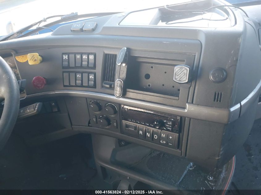 2019 Volvo Vn VIN: 4V4NC9EH5KN201063 Lot: 41563824