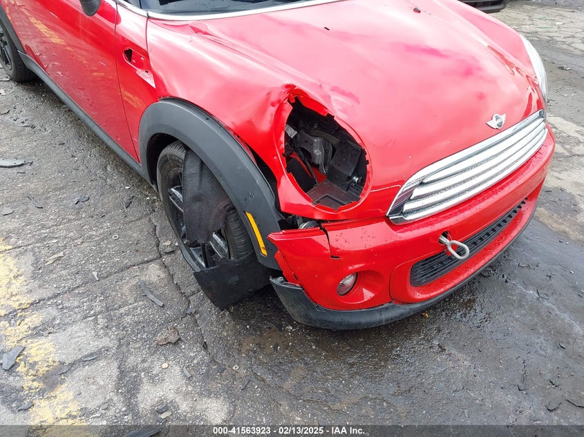2012 MINI COOPER VIN: WMWSU3C58CT542601