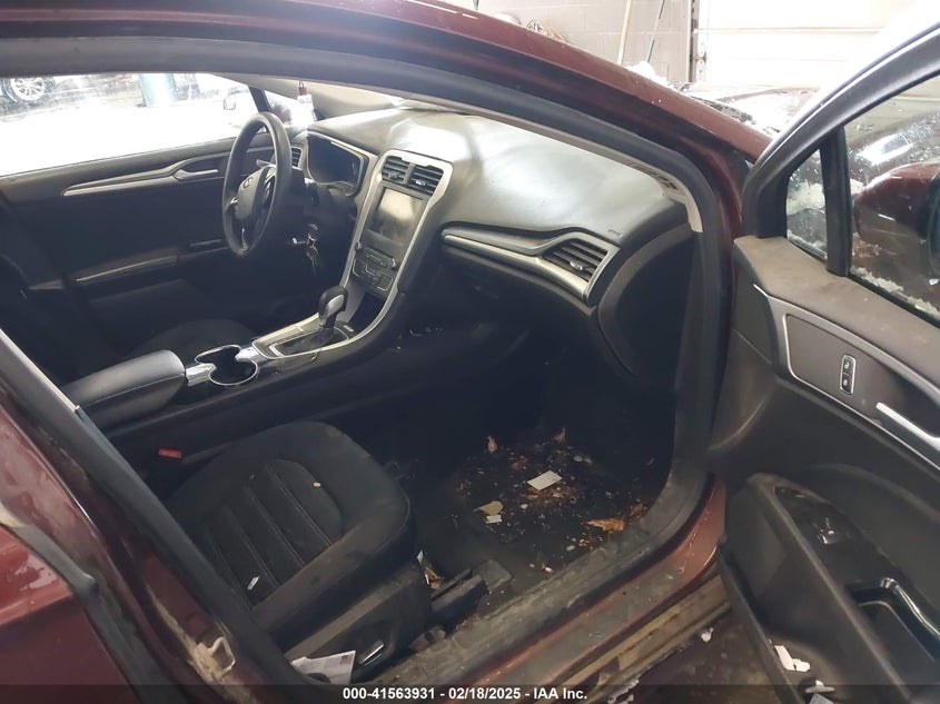 2016 FORD FUSION VIN: 3FA6P0H72GR393667