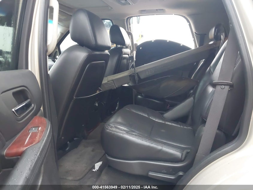 2008 CADILLAC ESCALADE VIN: 1GYEC63818R151366