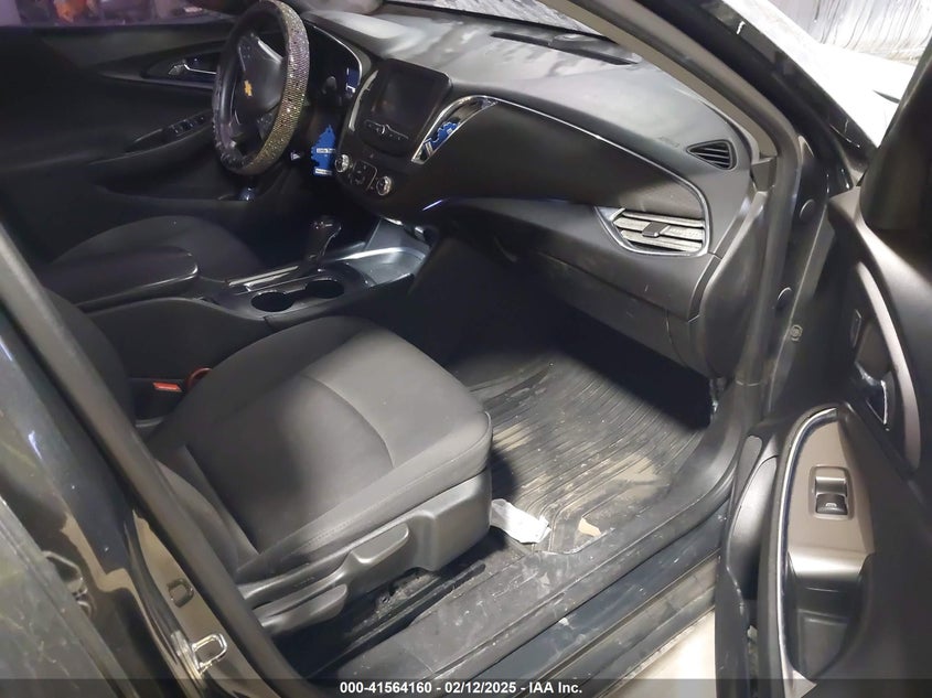 2018 CHEVROLET MALIBU VIN: 1G1ZD5ST2JF131356