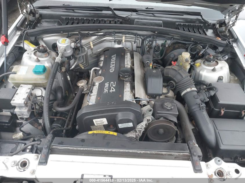 1998 Volvo S90 VIN: YV1KS9600W1129240 Lot: 41564419