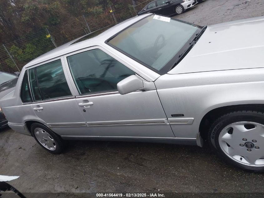 1998 Volvo S90 VIN: YV1KS9600W1129240 Lot: 41564419