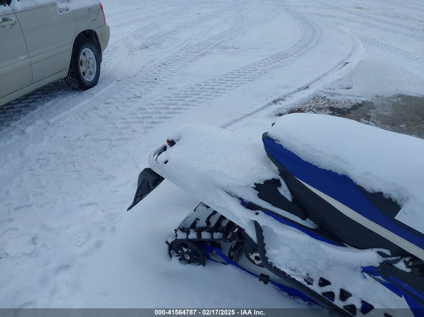 2017 Yamaha Sidewinder VIN: 4UF8MA108HT000861 Lot: 41564787