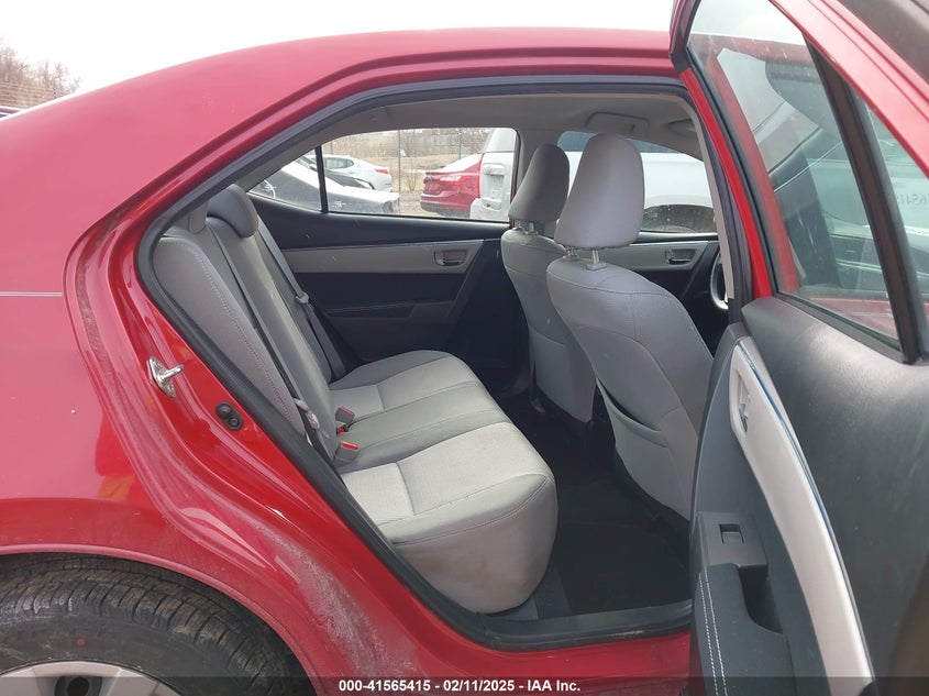 2014 TOYOTA COROLLA LE - 5YFBURHEXEP070555